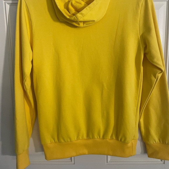 Spring & Gege Bright Yellow Front Pocket Pullover Women’s Hoodie ( S ) - Picture 6 of 8